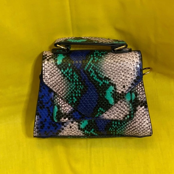 Handbag - Picture 2 of 2